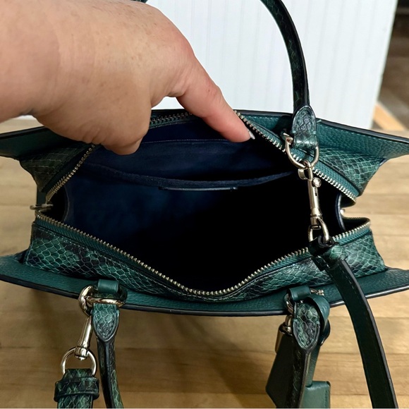 Coach Green Refiner Pebbled Leather Zoe Snakeskin Carryall Crossbody Tote Bag - Picture 14 of 14